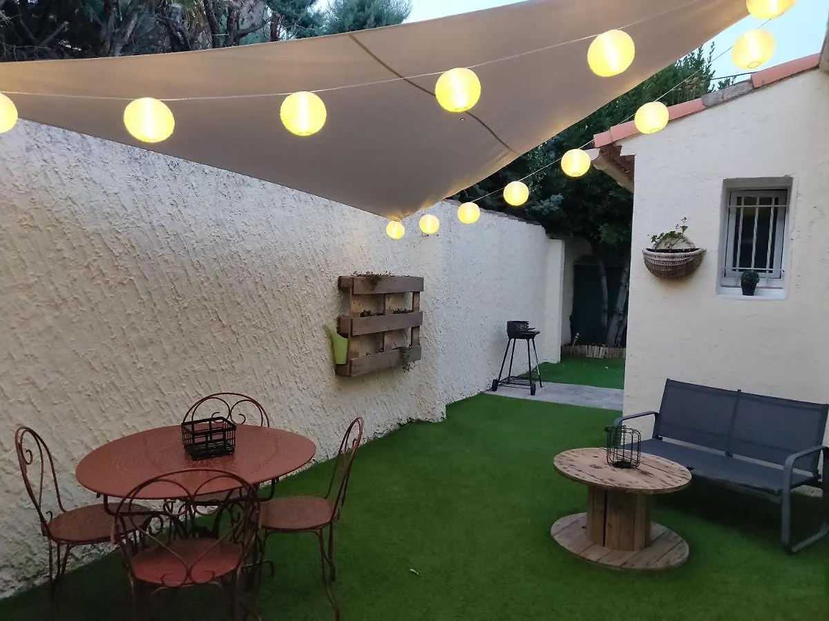 La Maisonnette De Saint Chamas Holiday home