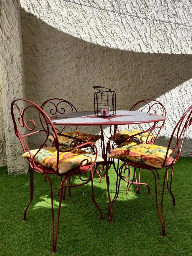 Holiday home La Maisonnette De Saint Chamas